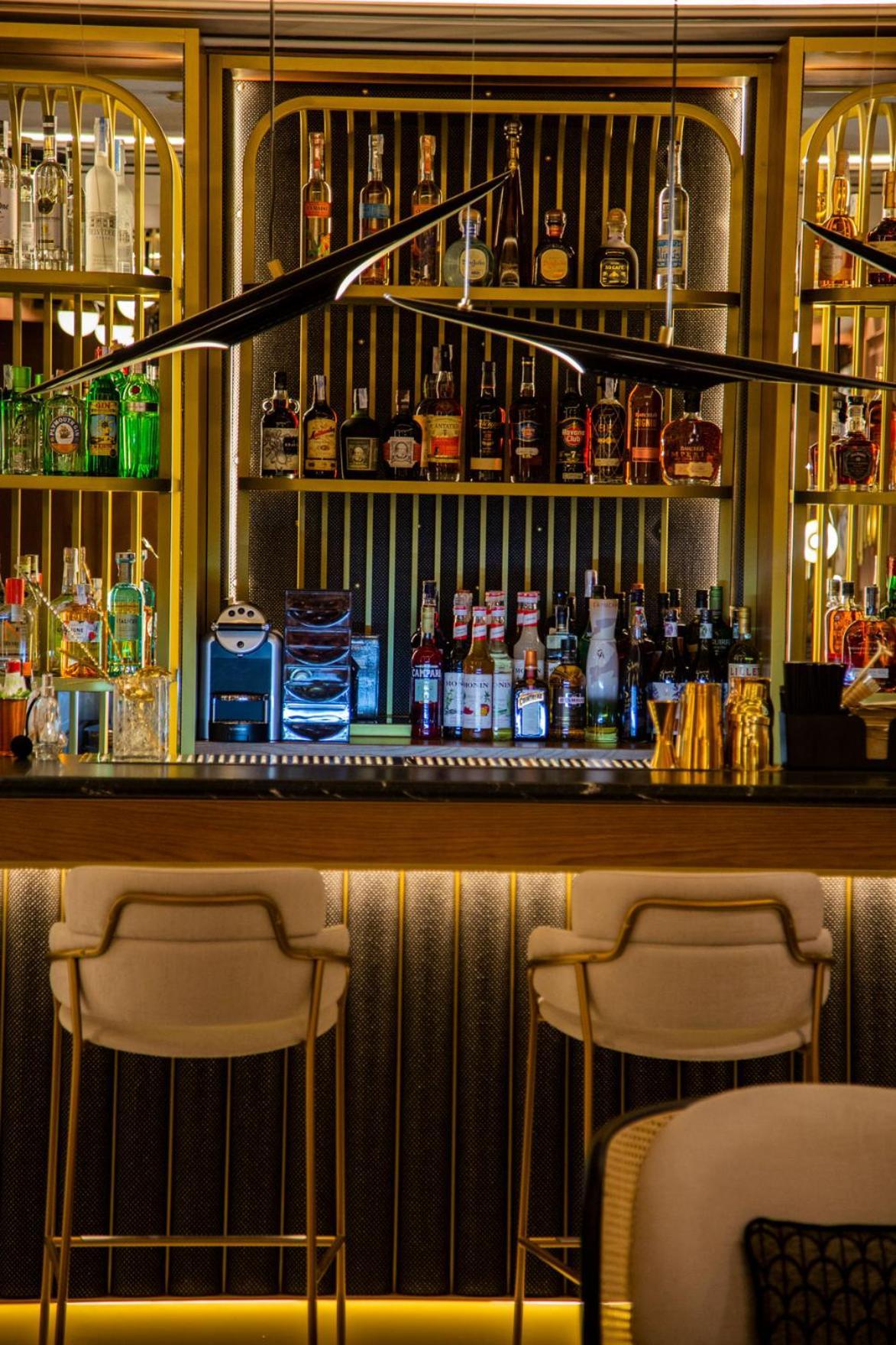 Myr Palacio Vallier Valencia Eksteriør bilde The bar at the 1900 restaurant