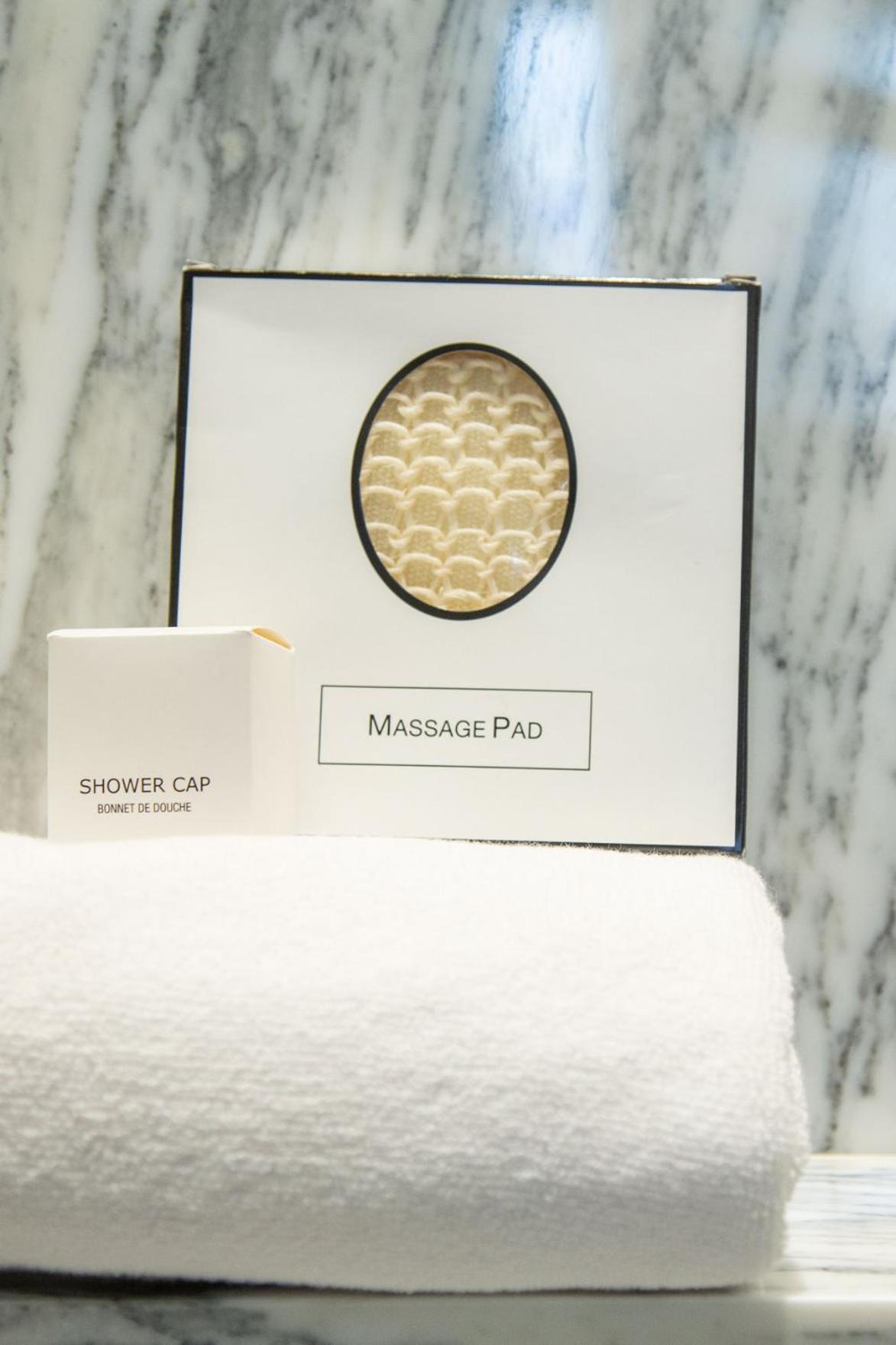 Myr Palacio Vallier Valencia Rom bilde Shower cap and massage pad